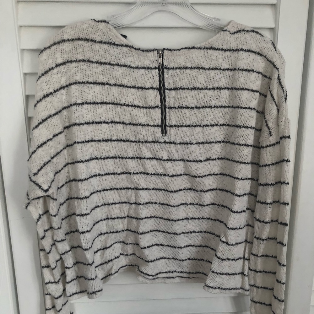 Sweater - Picture 2 of 3